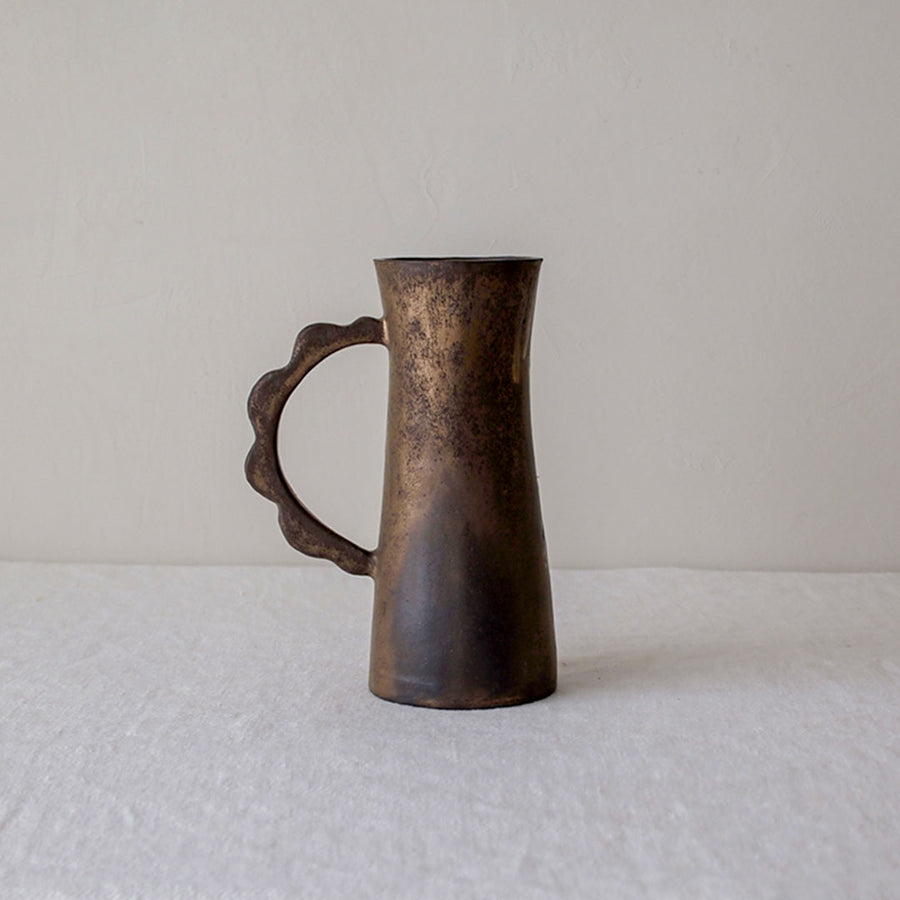 Vase No.4 | Gold